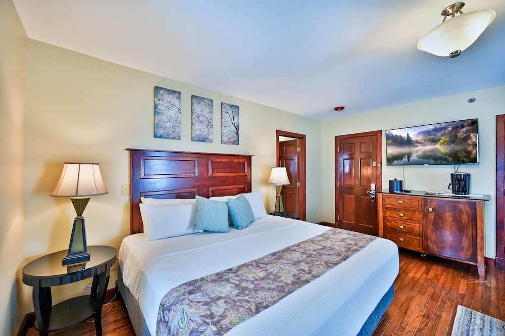 Tom Quick Inn - photo 17