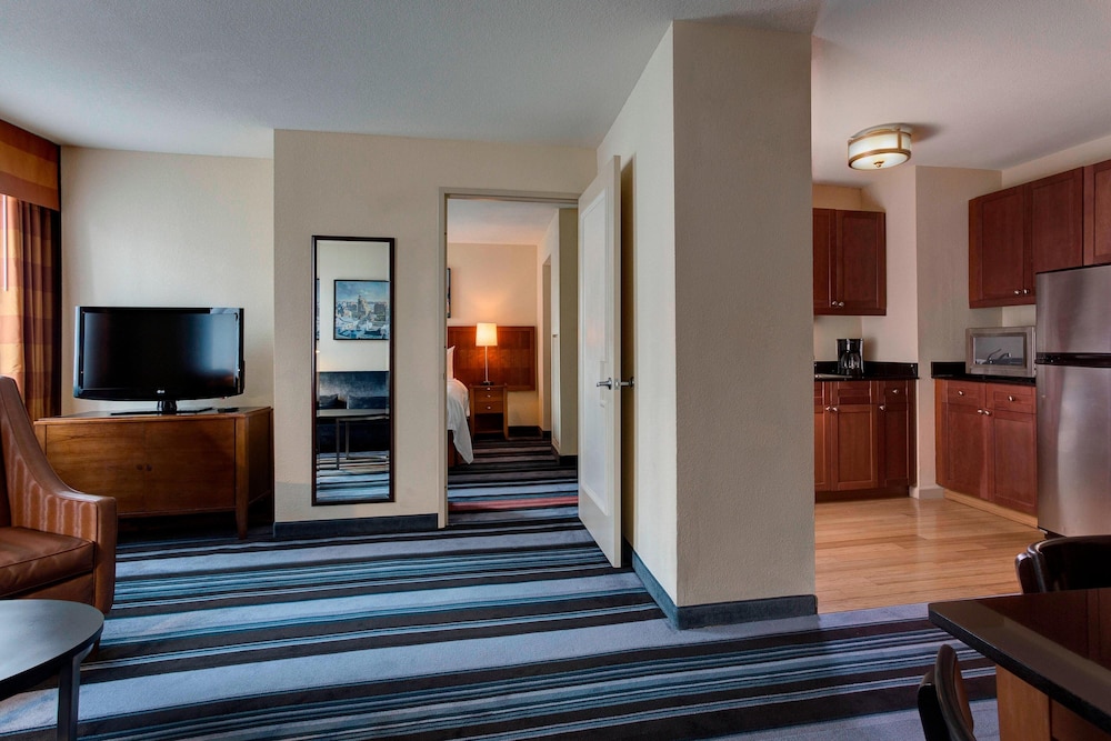Residence Inn by Marriott New York Manhattan Times Square - photo 10
