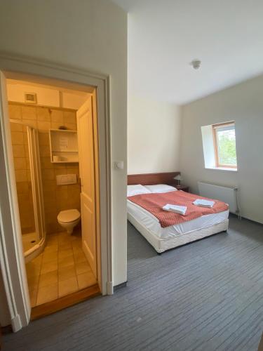 Főnix Hotel — Balatonfoldvar — photo 4