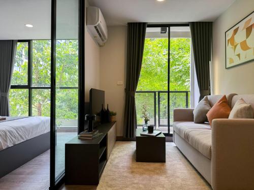 Serene Tropical 1BR Ultra Fast Wifi Sathorn