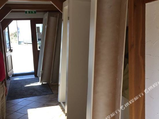 Hotel Interior/Public Areas