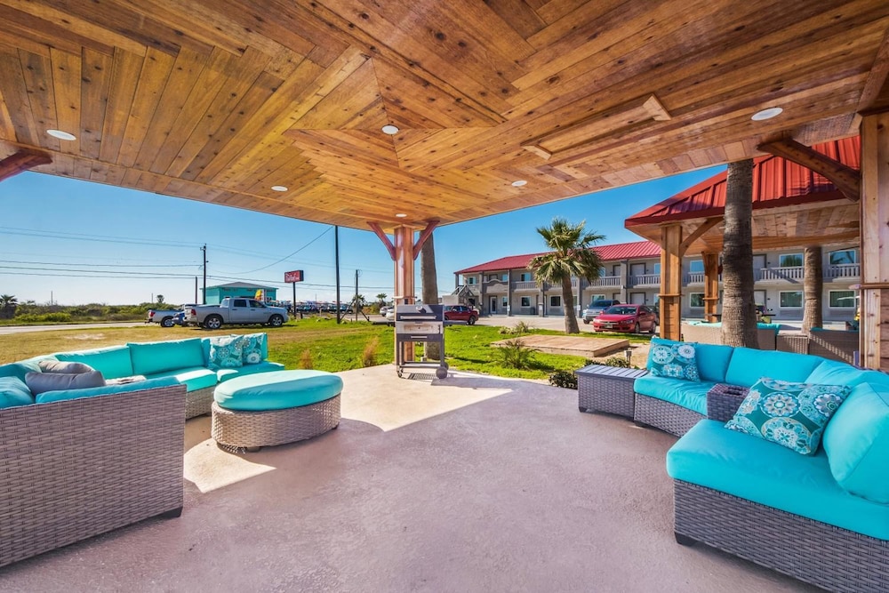 Ocean's Edge Hotel Port Aransas TX - photo 13