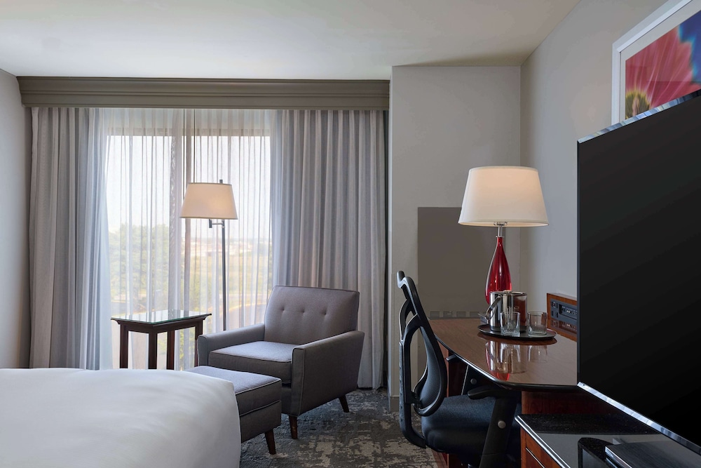 DoubleTree by Hilton Minneapolis Airport MN - photo 14