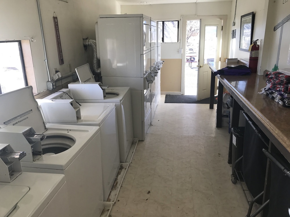 The Riverside Ranch RV Park Motel & Campground - photo 34