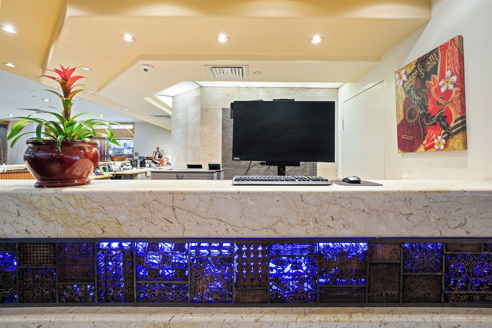 Luana Waikiki Hotel & Suites - photo 3