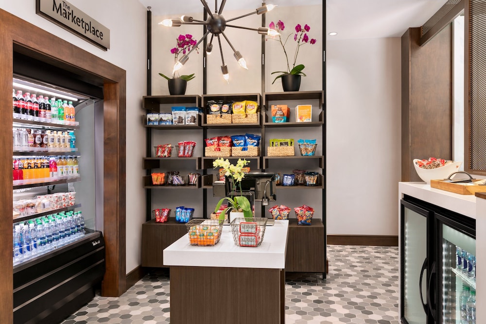 Crowne Plaza: Philadelphia King of Prussia by IHG - photo 27