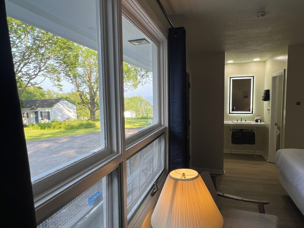 The High Tide Inn - photo 176