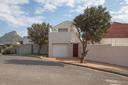 20AB Belladonna Apartments Vredehoek Cape Town