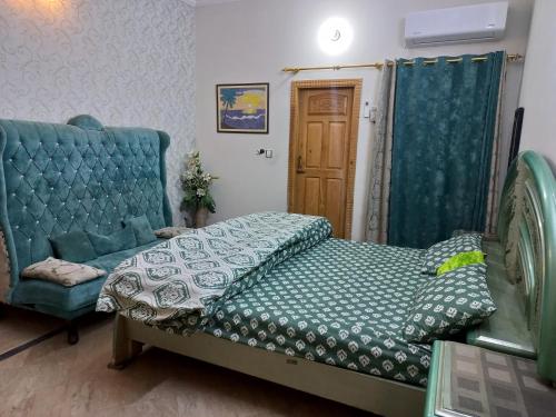 3 Bedroom House right In between Twin Cities — 4-Star Luxury Hotel in Rawalpindi, Pakistan