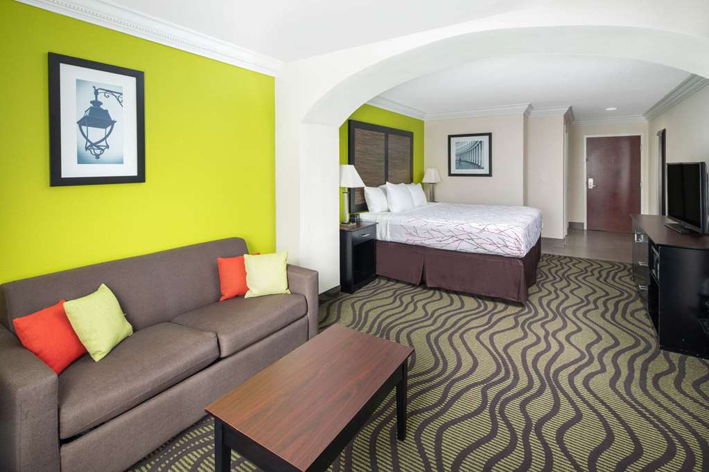 La Quinta Inn by Wyndham Calhoun South I 75 - photo 13