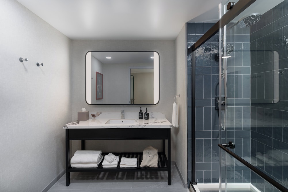 Hotel Indigo West Chester Downtown by IHG - photo 19