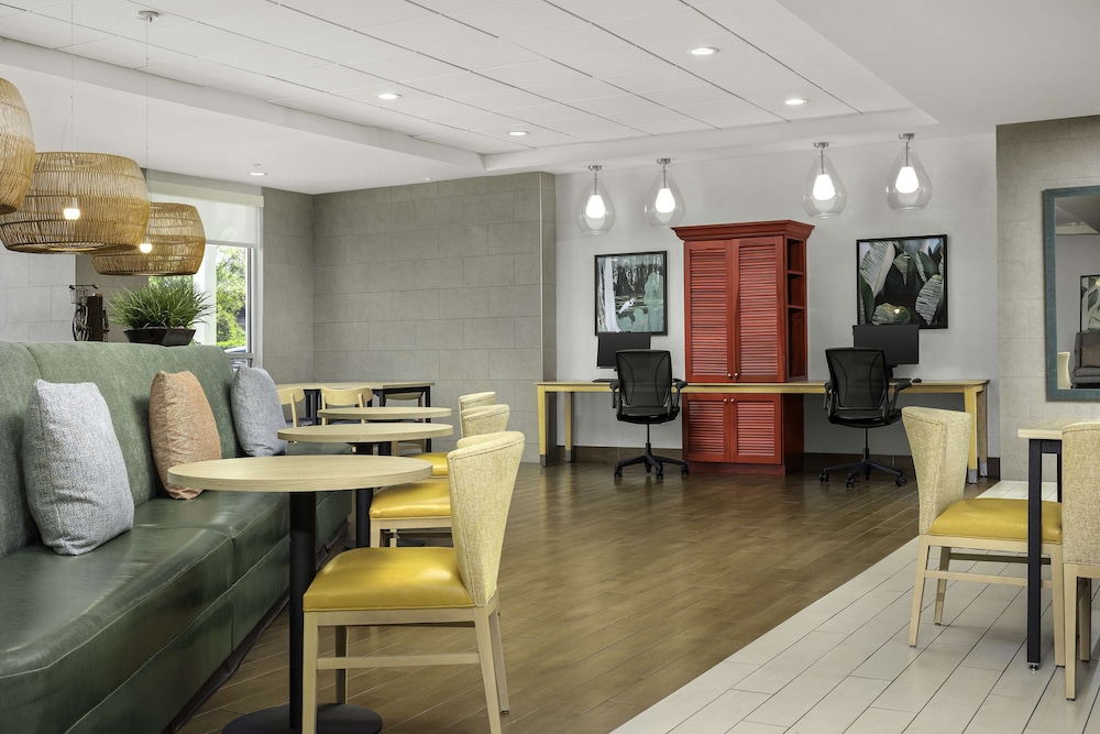 Home2 Suites by Hilton Tallahassee State Capitol - photo 2