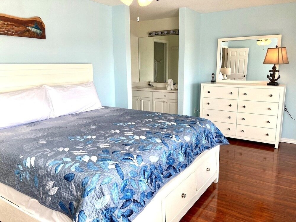 Dolphin Resort 3 Bedroom Home by Redawning - photo 4