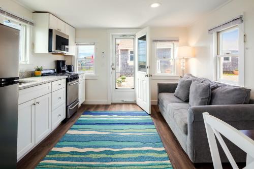 Truro Beach Cottages - photo 95