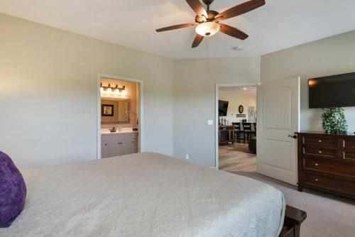 The LUX @ Stonebridge Close to SDC Resort Amenities - photo 19