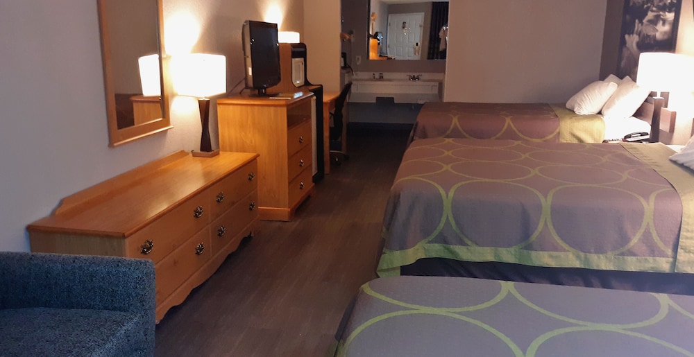 Super 8 by Wyndham Fort Chiswell Wytheville Area - photo 25