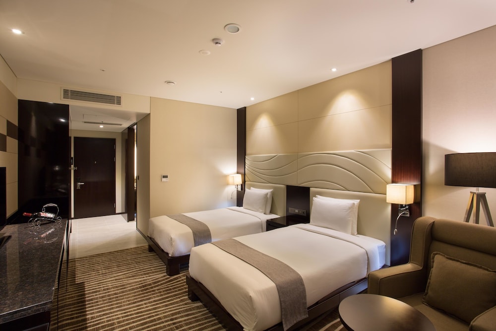 Isquare Hotel in Kimhae, South Korea