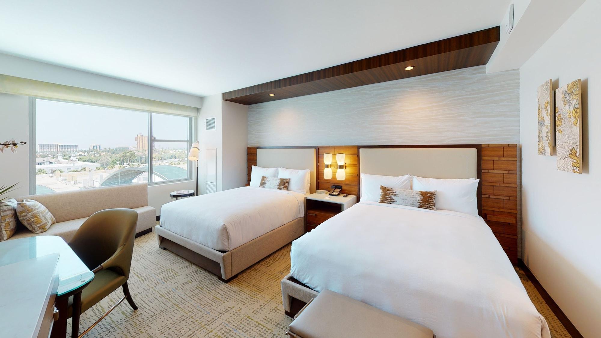 JW Marriott Anaheim Resort - photo 3