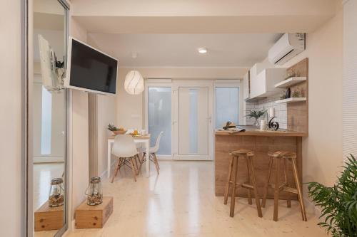 Moa Casa apartment with FREE parking