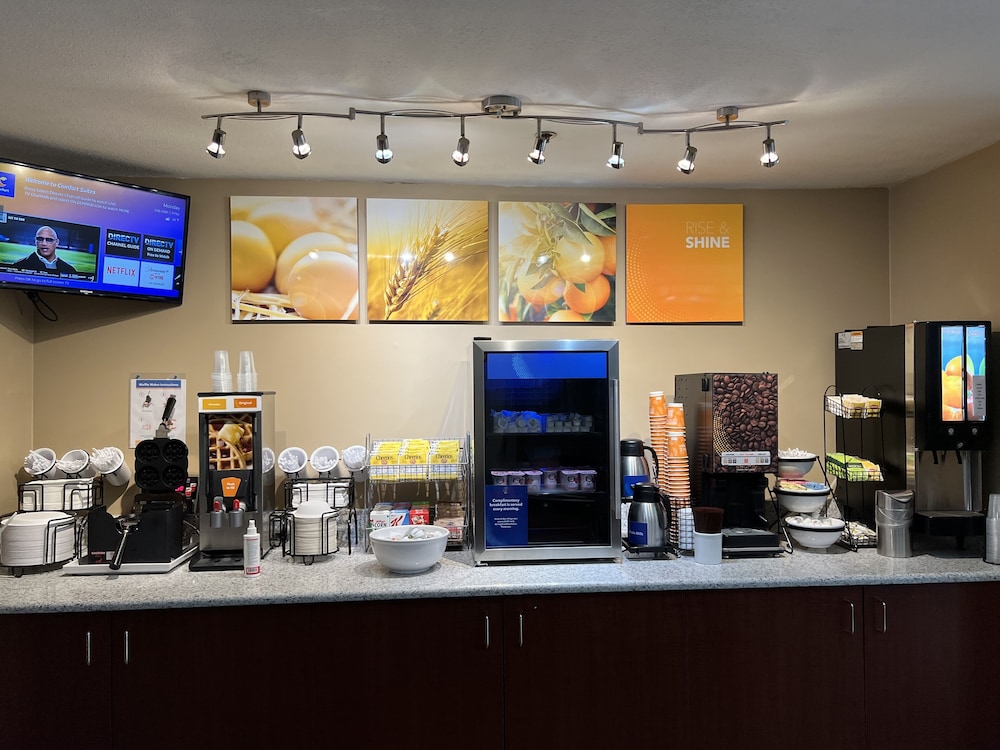 Comfort Inn & Suites Wilkes Barre Arena - photo 46