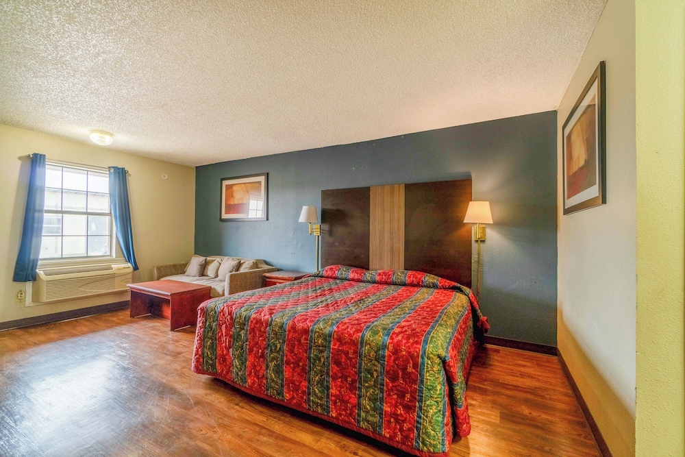 Executive Inn Mineral Wells - photo 17