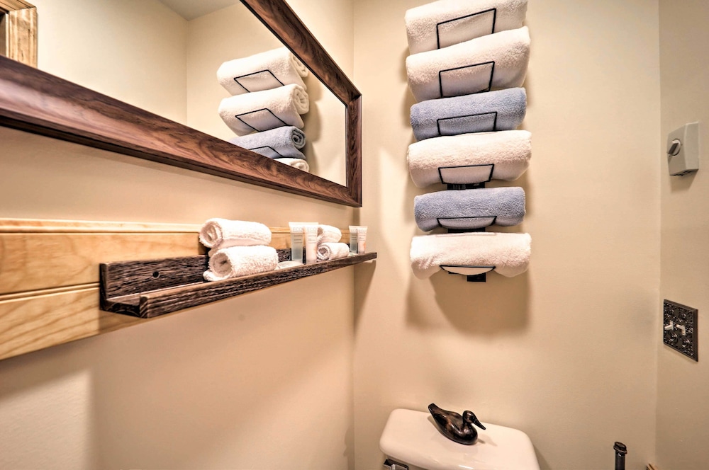 Steps to Beech Mountain Resort: Cozy Getaway - photo 10