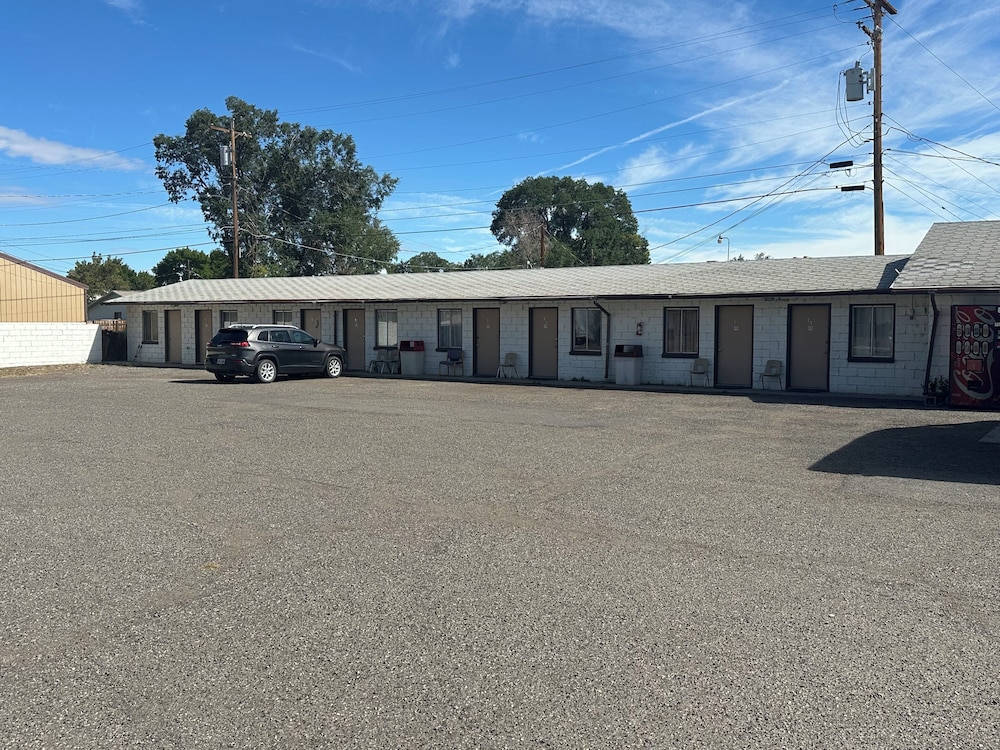 Powell JET Motor Inn - photo 22