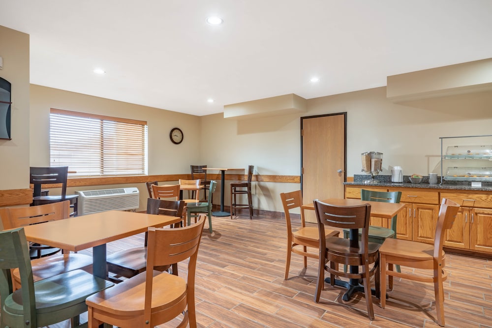 Aspen Hotel Rogers in Rogers, United States