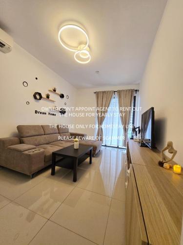 Kepong Cozy Mordern Homestay UPC10 5min Desa Park — 4-Star Luxury Hotel in Kuala Lumpur, Malaysia