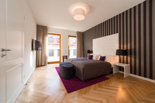 Modernes Apartment am Neumarkt — 4-Star Luxury Hotel in Dresden, Germany
