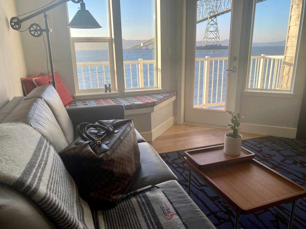 Cannery Pier Hotel & Spa - photo 52