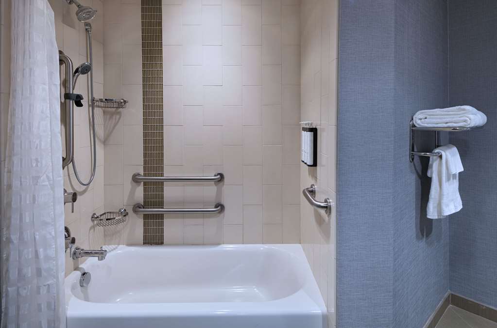 Hyatt Place Greensboro Downtown - photo 3