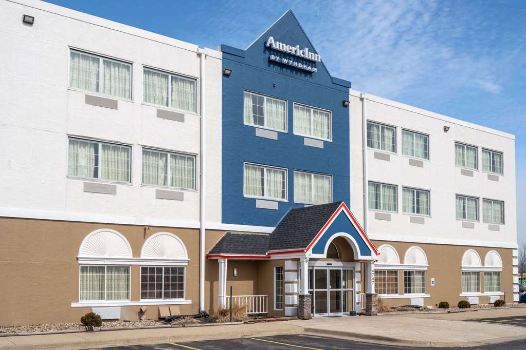 AmericInn by Wyndham Cedar Rapids North - photo 5