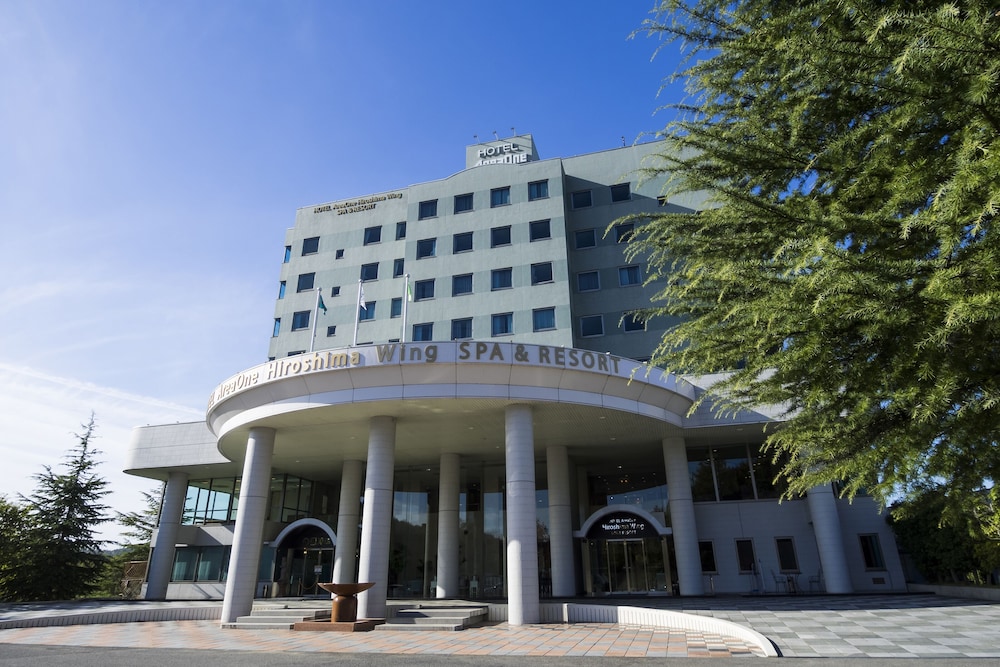 Hotel AreaOne Hiroshima Wing in Higashihiroshima, Japan