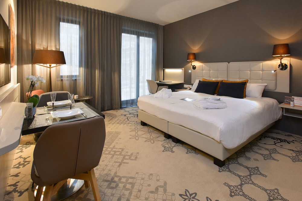 Martin's All Suites — 4-Star Luxury Hotel in Louvain-La-Neuve, Belgium
