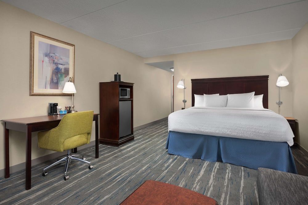 Hampton Inn Syracuse Clay - photo 13