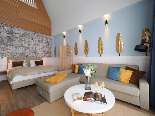 Kaiservillen Heringsdorf 1 Raum Ferienwohnung mit Balkon D113 — 4-Star Luxury Hotel in Heringsdorf, Germany