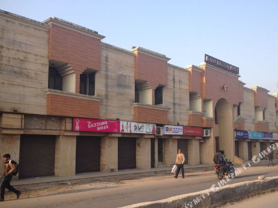 Kumaon Plaza - carbon neutral hotel in Kashipur