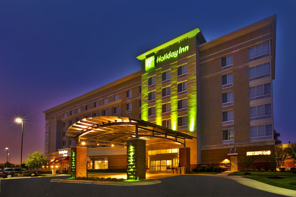 Holiday Inn Detroit Metro Airport by IHG in Romulus, United States