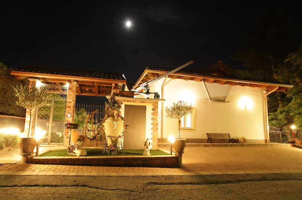 Wellness Suite Na Canunà — 4-Star Luxury Hotel in Roddi, Italy