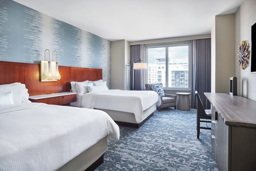 The Westin Virginia Beach Town Center in Virginia Beach, United States