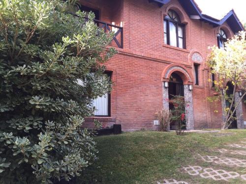 Duplex Casa 100 M2 Carilo House Complejo Residencial Sin Serv — 4-Star Luxury Hotel in Carilo, Argentina