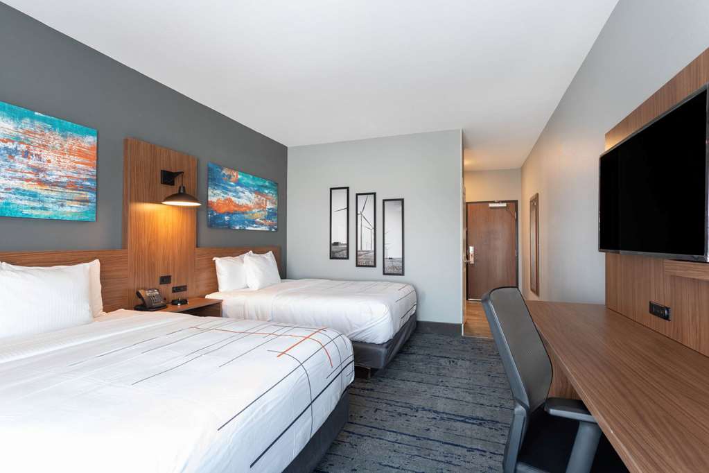La Quinta Inn & Suites by Wyndham Limon - photo 28