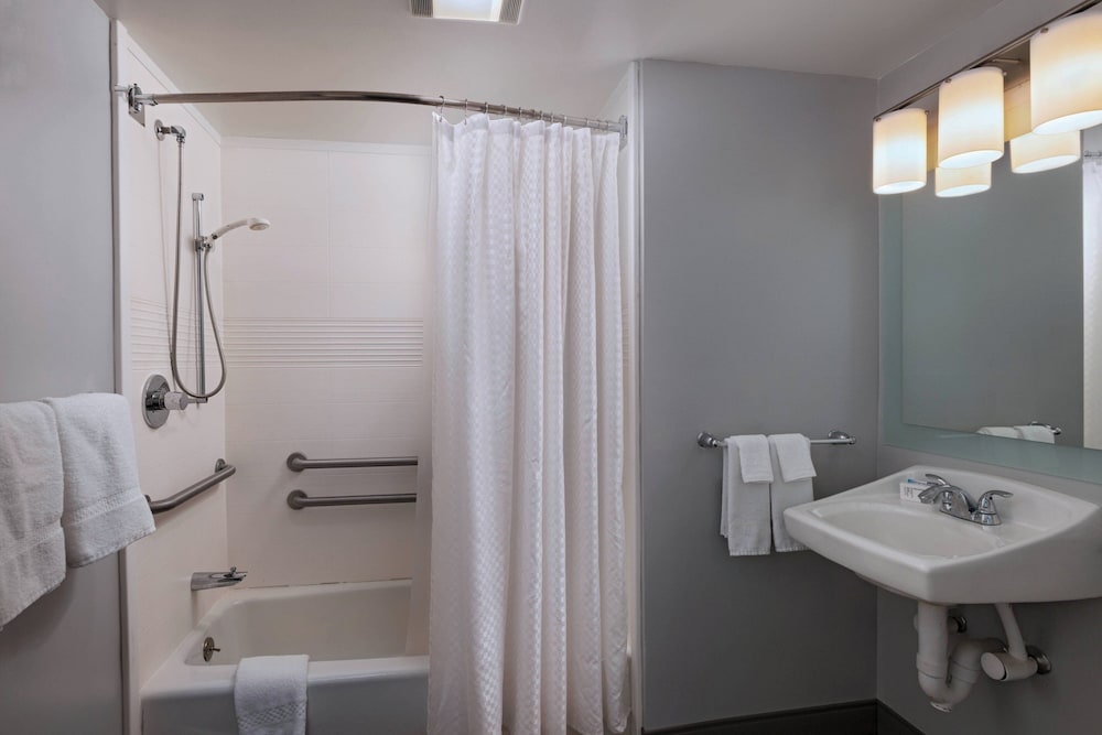 TownePlace Suites by Marriott Baton Rouge South - photo 18