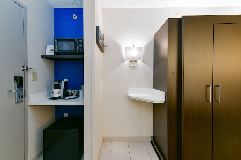 Holiday Inn Express Mill Valley San Francisco Area by IHG - photo 23