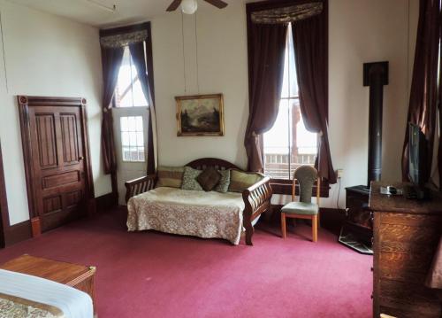 The Monarch Hotel - photo 15