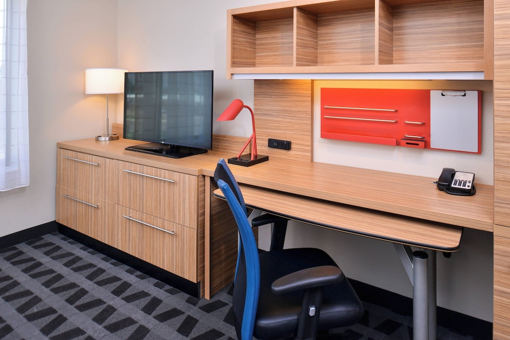 TownePlace Suites by Marriott Gillette - photo 7