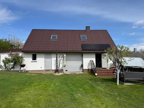 Dvi liepos in Unknown City, Lithuania