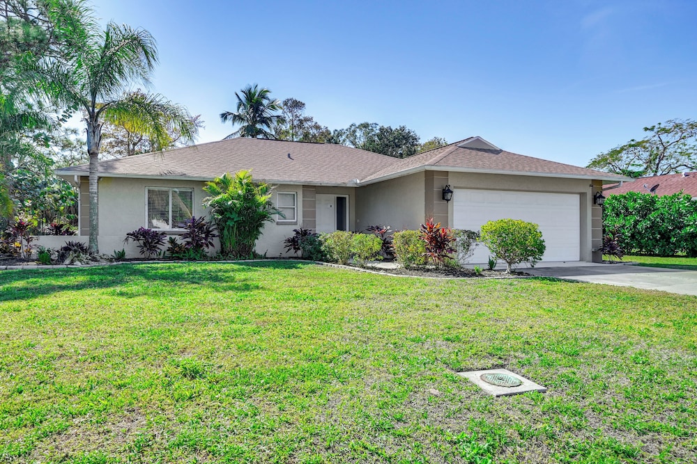 Hot Tub & Outdoor Pool: Bonita Springs Getaway in Bonita Springs, United States