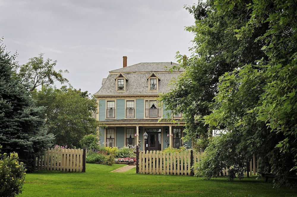 Barachois Inn — 5-Star Luxury Hotel in Charlottetown, Canada